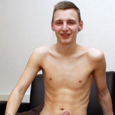 Anal threesome party with gorgeous skinny twinks