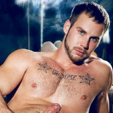 Gabriel Cross gets His Hole Stretched on the Job!